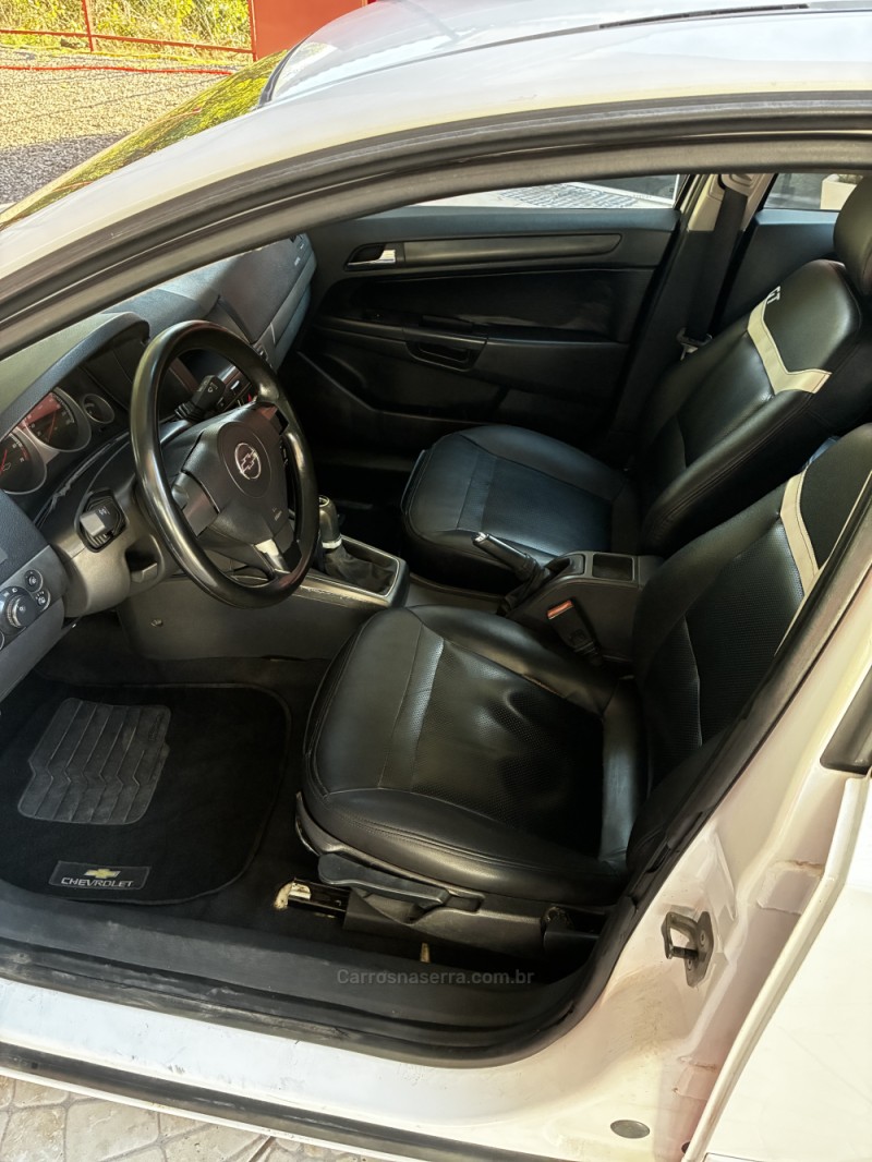 VECTRA 2.0 MPFI GT HATCH 8V FLEX 4P AUTOMÁTICO - 2008 - CAXIAS DO SUL