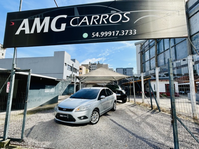 focus 1.6 glx sedan 8v flex 4p manual 2013 caxias do sul