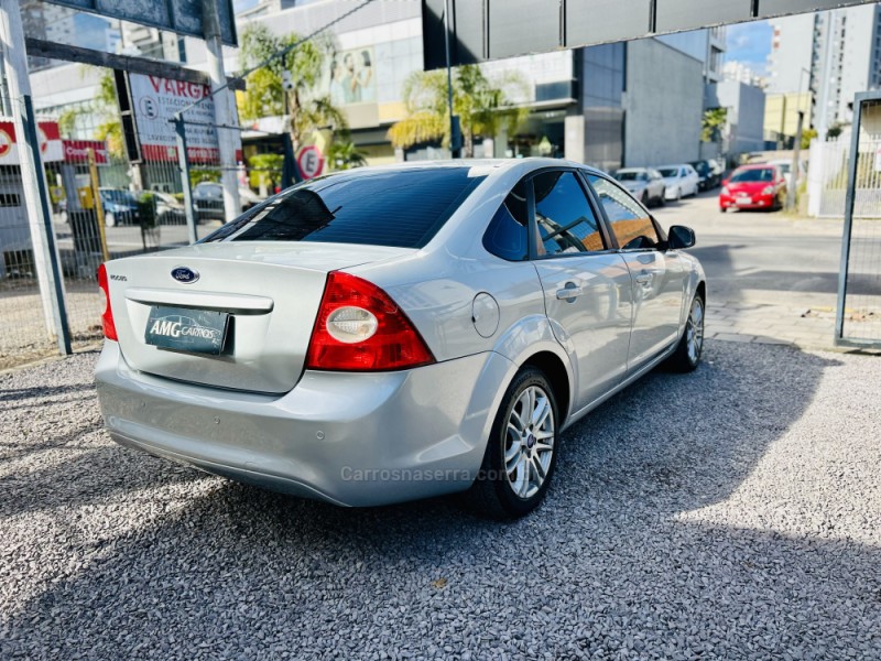 FOCUS 1.6 GLX SEDAN 16V FLEX 4P MANUAL - 2013 - CAXIAS DO SUL