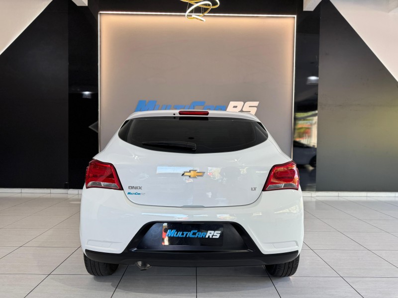 ONIX 1.0 MPFI LT 8V FLEX 4P MANUAL - 2019 - ESTâNCIA VELHA