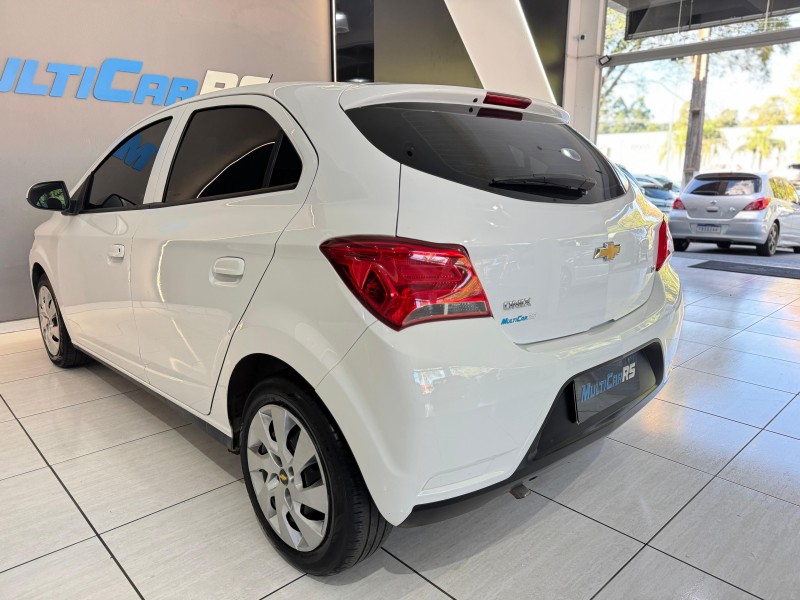ONIX 1.0 MPFI LT 8V FLEX 4P MANUAL - 2019 - ESTâNCIA VELHA