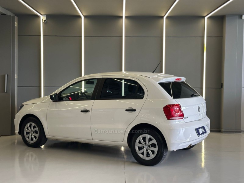 GOL 1.0 MI 16V GASOLINA 4P MANUAL - 2022 - SAPIRANGA