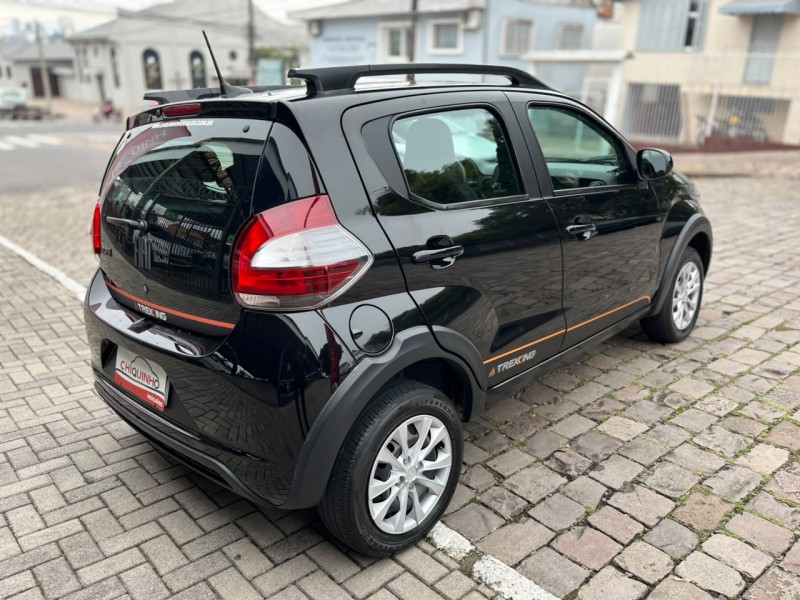 MOBI 1.0 TREKKING 8V FLEX 4P MANUAL - 2023 - CAXIAS DO SUL