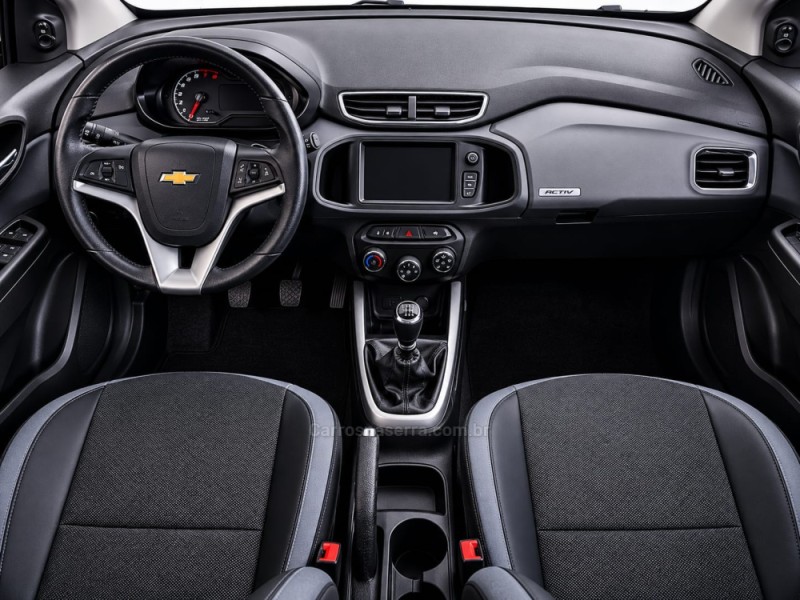 ONIX 1.4 MPFI ACTIV 8V FLEX 4P MANUAL - 2019 - CAXIAS DO SUL