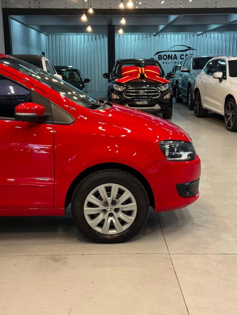 FOX 1.0 ITREND 8V FLEX 4P MANUAL - 2013 - CAXIAS DO SUL