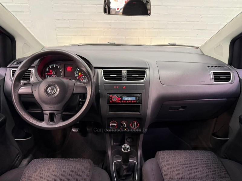 FOX 1.0 ITREND 8V FLEX 4P MANUAL - 2013 - CAXIAS DO SUL