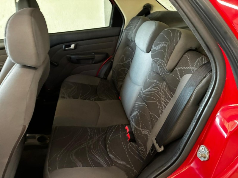 SIENA 1.4 MPI EL 8V FLEX 4P MANUAL - 2014 - BOM PRINCíPIO