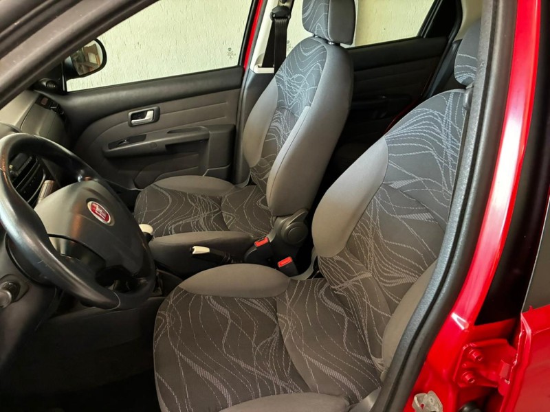 SIENA 1.4 MPI EL 8V FLEX 4P MANUAL - 2014 - BOM PRINCíPIO