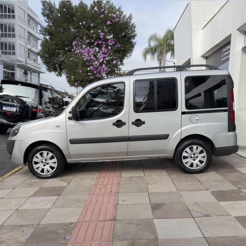 DOBLÓ 1.8 MPI ESSENCE 16V FLEX 7P MANUAL - 2019 - FLORES DA CUNHA