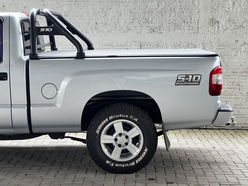 S10 2.4 MPFI ADVANTAGE 4X2 CS 8V FLEX 2P MANUAL - 2011 - BENTO GONçALVES