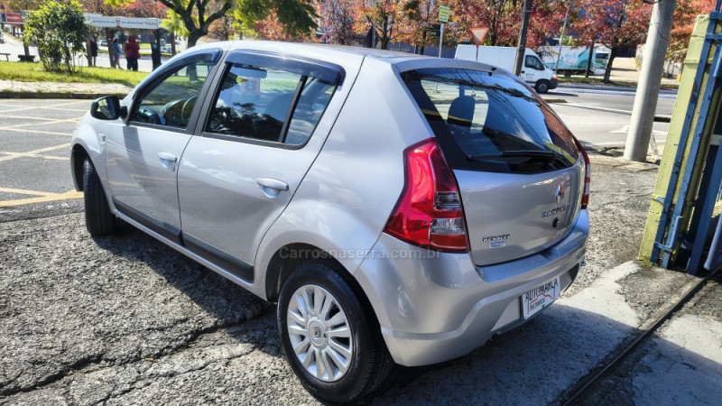 SANDERO 1.6 PRIVILÉGE 8V FLEX 4P MANUAL - 2013 - CAXIAS DO SUL