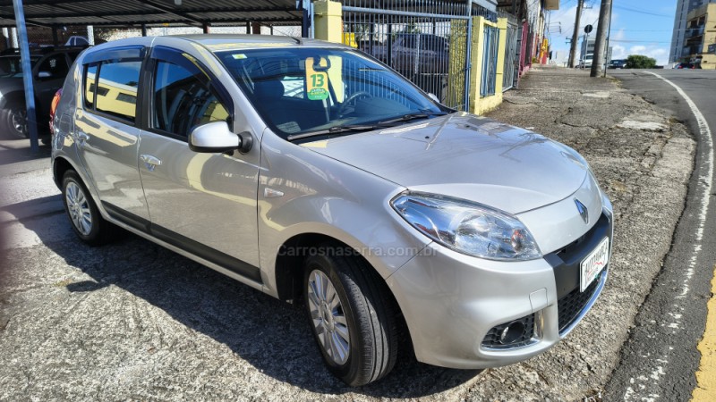 SANDERO 1.6 PRIVILÉGE 8V FLEX 4P MANUAL - 2013 - CAXIAS DO SUL