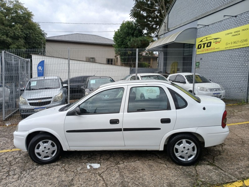 CORSA 1.0 MPFI CLASSIC SEDAN 8V GASOLINA 4P MANUAL - 2001 - FARROUPILHA