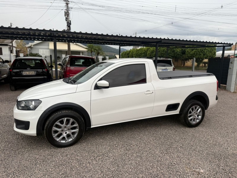 saveiro 1.6 mi cs 8v flex 2p manual g.iv 2014 feliz