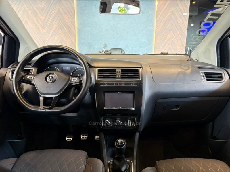CROSSFOX 1.6 MSI FLEX 16V 4P MANUAL - 2016 - CAMPO BOM