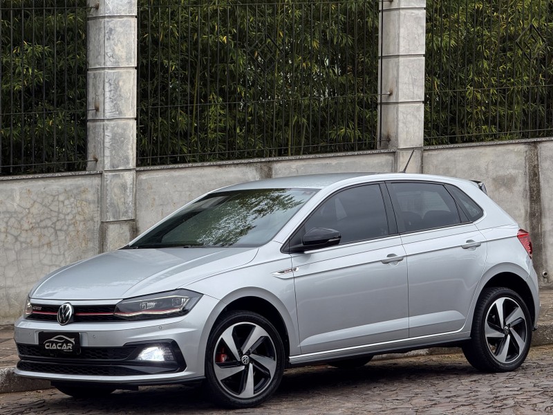 polo 1.4 gts 16v turbo flex 4p automatico 2020 dois irmaos