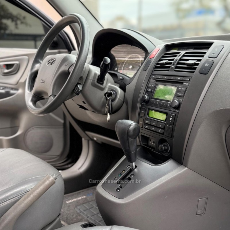 TUCSON 2.0 MPFI GLS 16V 143CV 2WD FLEX 4P AUTOMÁTICO - 2012 - NOVO HAMBURGO