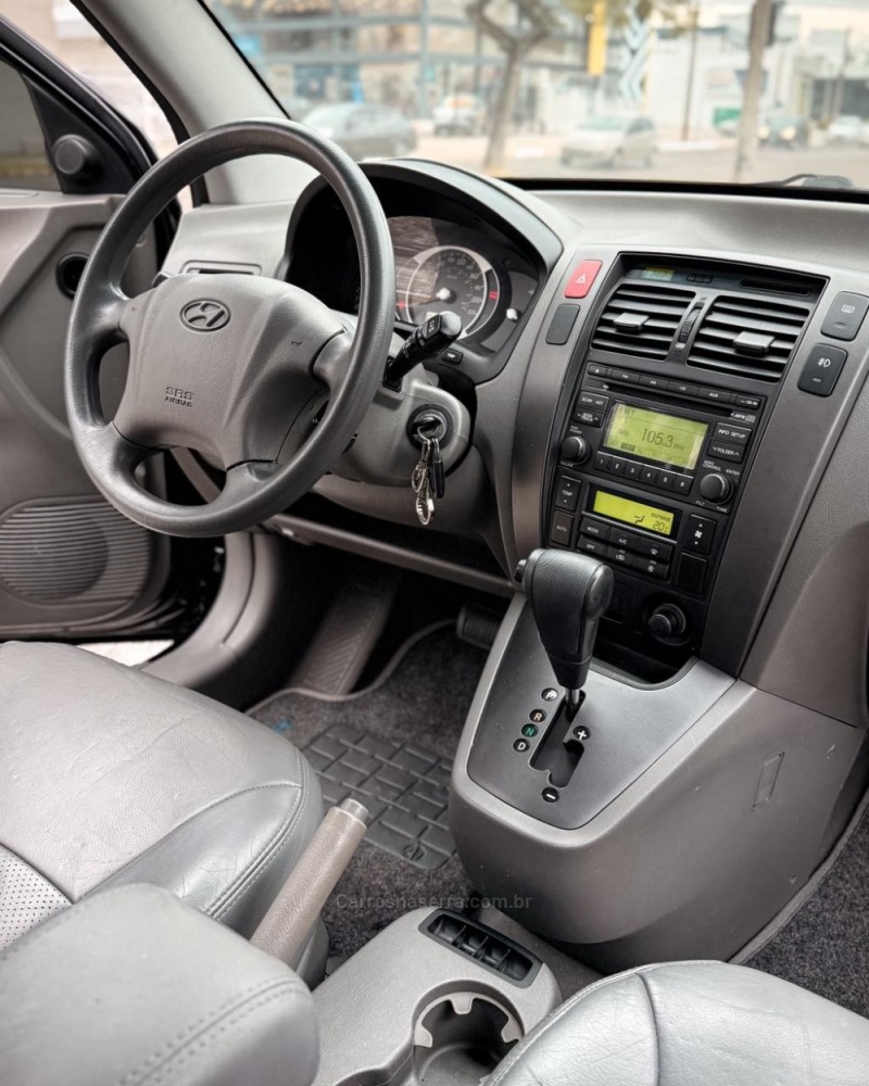 TUCSON 2.0 MPFI GLS 16V 143CV 2WD FLEX 4P AUTOMÁTICO - 2012 - NOVO HAMBURGO