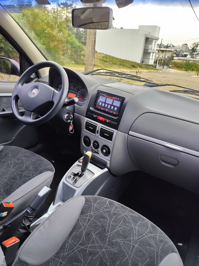 SIENA 1.8 MPI HLX 8V FLEX 4P AUTOMATIZADO - 2010 - GUAPORé