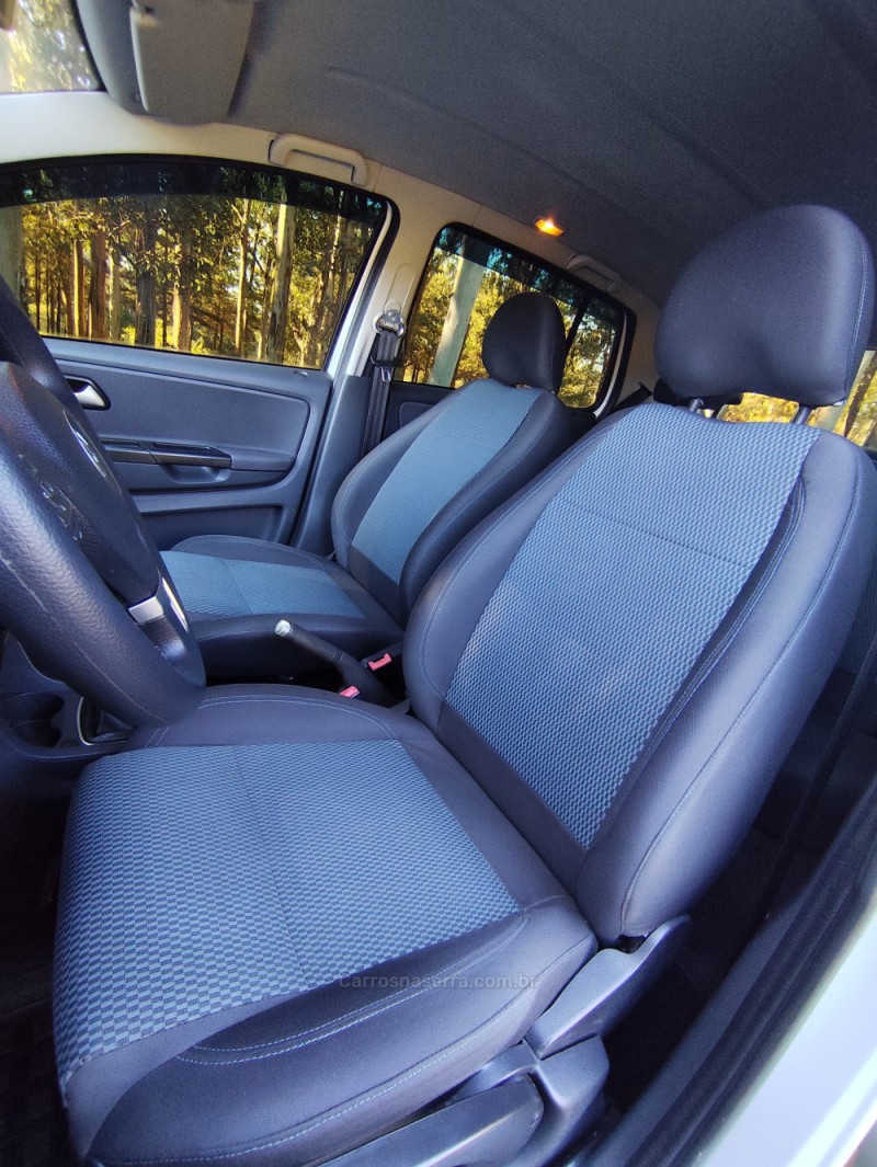 FOX 1.0 MI BLUEMOTION 8V FLEX 4P MANUAL - 2014 - GUAPORé