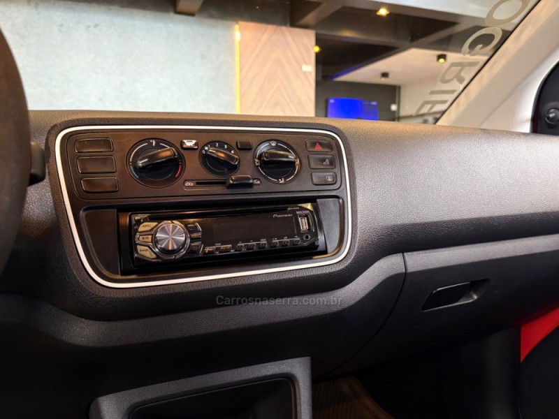 UP 1.0 MPI TAKE UP 12V FLEX 2P MANUAL - 2015 - CAMPO BOM