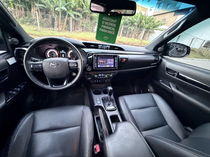 HILUX 2.8 SRX 4X4 CD 16V DIESEL 4P AUTOMÁTICO - 2019 - FELIZ