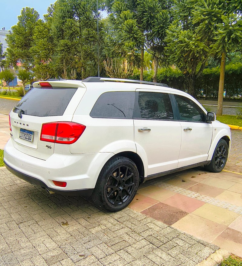 JOURNEY 2.7 RT V6 24V GASOLINA 4P AUTOMATICO - 2013 - FARROUPILHA