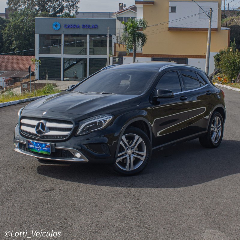 GLA 250 2.0 16V TURBO GASOLINA VISION 4P AUTOMÁTICO - 2016 - FARROUPILHA