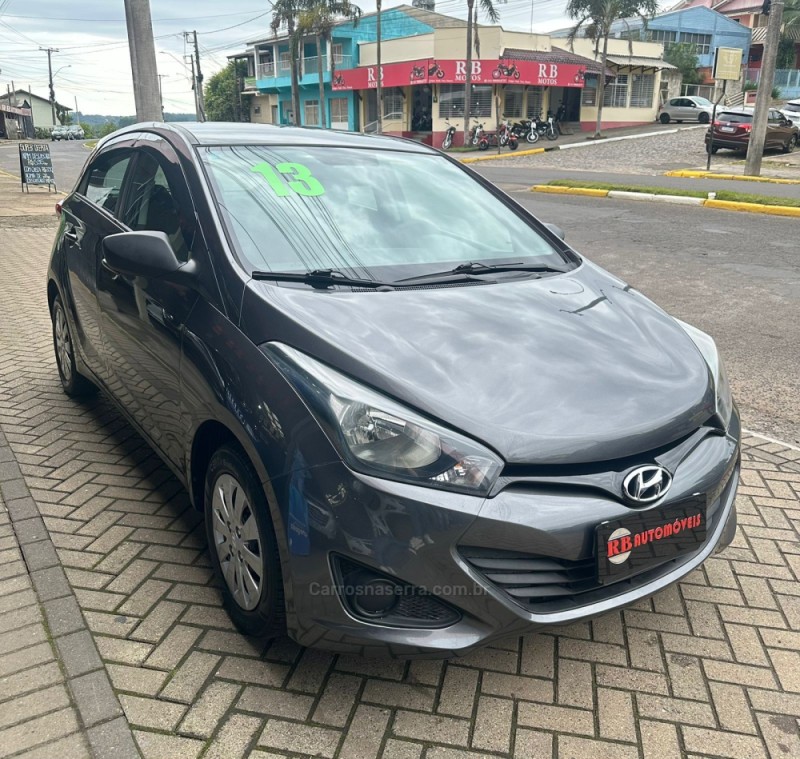HB20 1.0 COMFORT PLUS 12V FLEX 4P MANUAL - 2013 - PAROBé