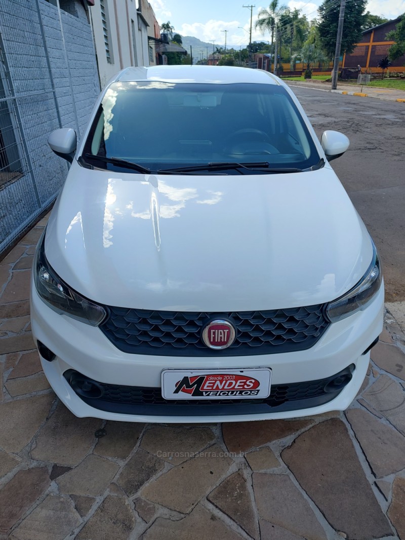 ARGO 1.0 DRIVE 6V FLEX 4P MANUAL - 2018 - TRêS COROAS