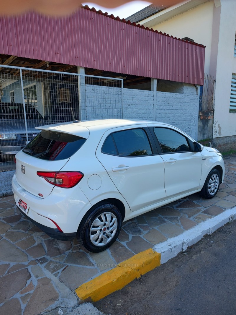 ARGO 1.0 DRIVE 6V FLEX 4P MANUAL - 2018 - TRêS COROAS