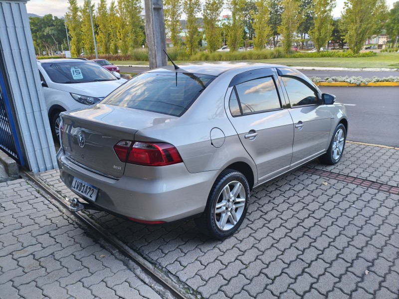 VOYAGE 1.6 MI EVIDENCE 8V FLEX 4P MANUAL - 2015 - BOM PRINCíPIO
