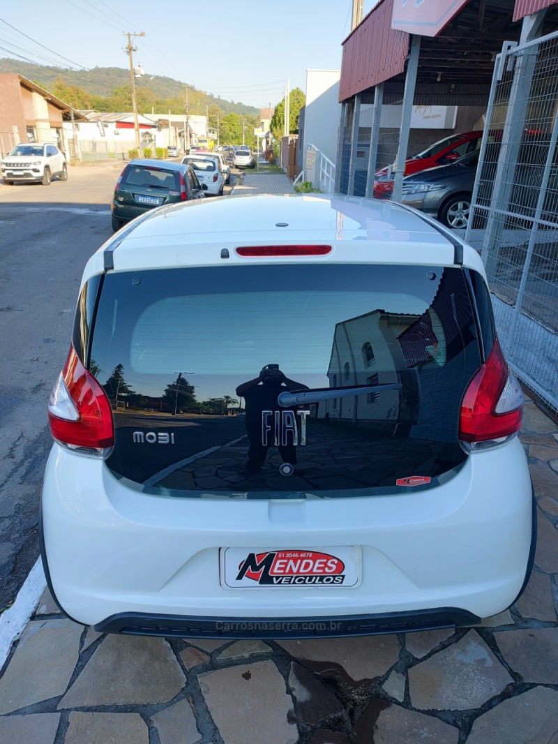 MOBI 1.0 8V EVO FLEX LIKE. MANUAL - 2021 - TRêS COROAS