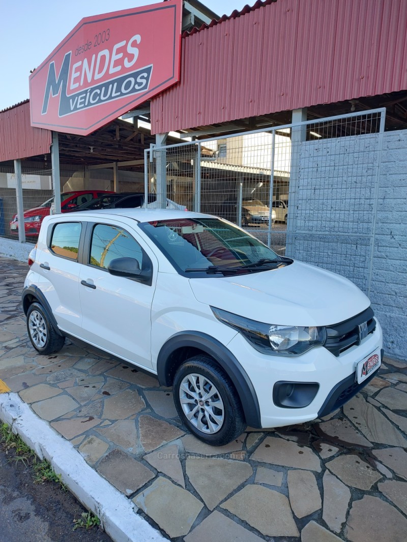 MOBI 1.0 8V EVO FLEX LIKE. MANUAL - 2021 - TRêS COROAS