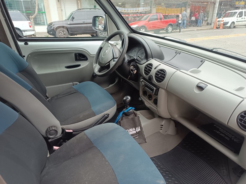 KANGOO 1.6 EXPRESS RL 8V GASOLINA 4P MANUAL - 2004 - FLORES DA CUNHA