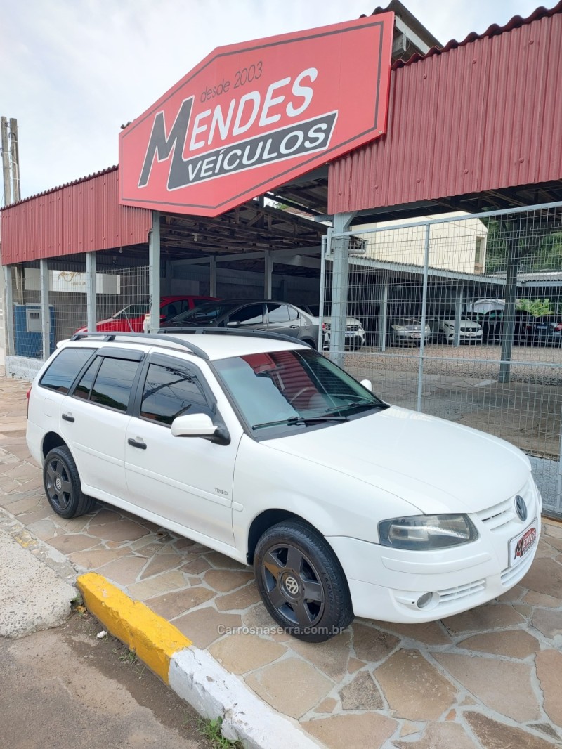 PARATI 1.6 MI 8V FLEX 4P MANUAL G.IV - 2013 - TRêS COROAS