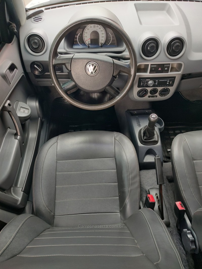 PARATI 1.6 MI 8V FLEX 4P MANUAL G.IV - 2013 - TRêS COROAS