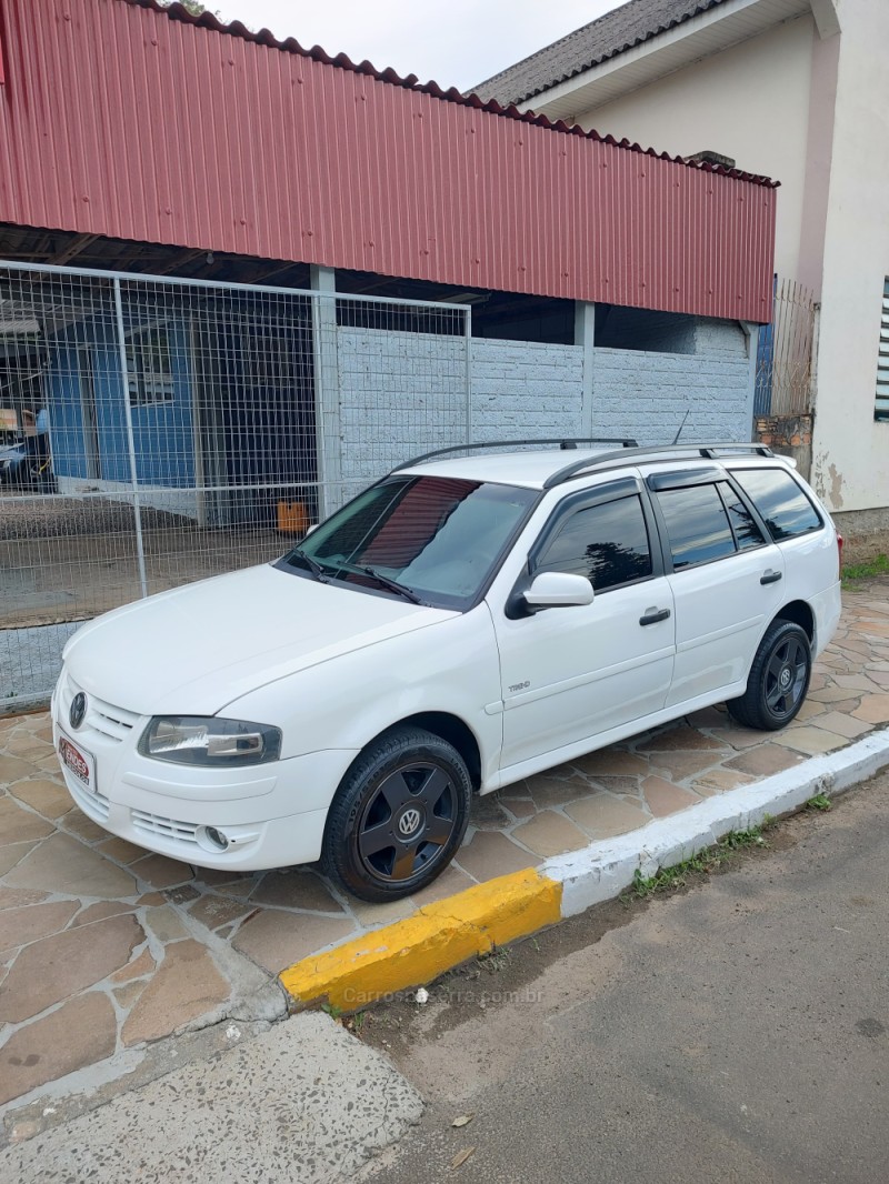 parati 1.6 mi 8v flex 4p manual g.iv 2013 tres coroas