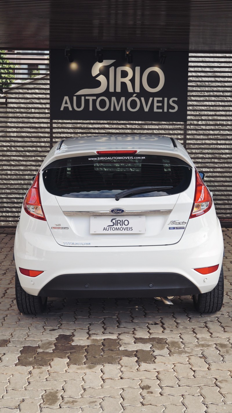 FIESTA 1.6 TITANIUM HATCH 16V FLEX 4P AUTOMÁTICO - 2016 - LAJEADO