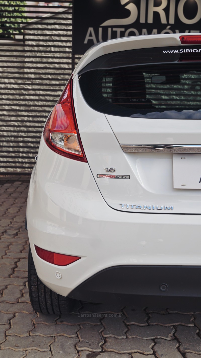 FIESTA 1.6 TITANIUM HATCH 16V FLEX 4P AUTOMÁTICO - 2016 - LAJEADO