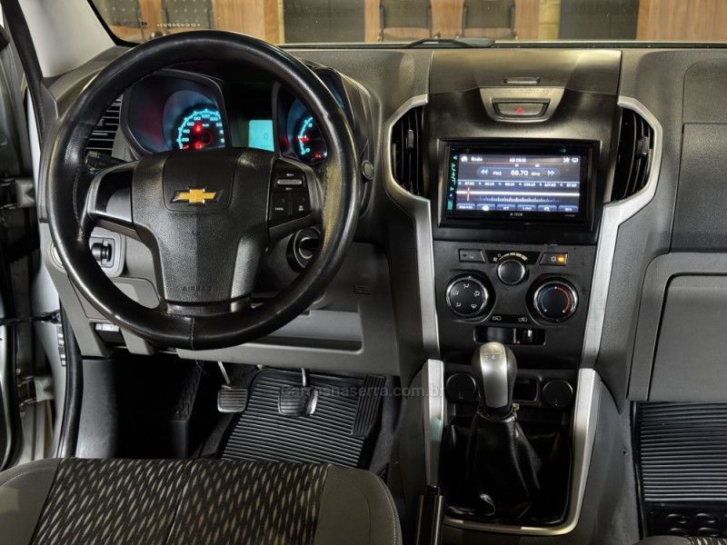 S10 2.4 LT 4X2 CD 8V FLEX 4P MANUAL - 2013 - DOIS IRMãOS