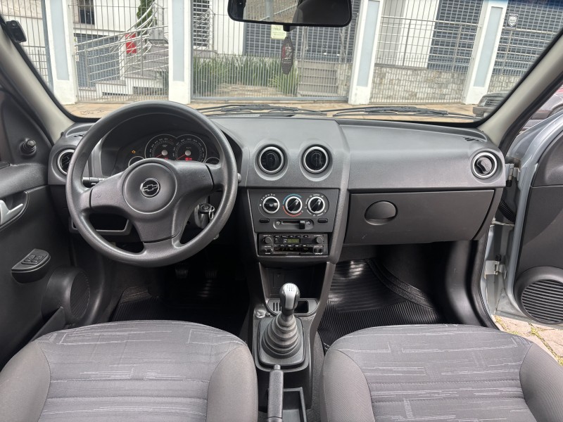 PRISMA 1.4 MPFI MAXX 8V FLEX 4P MANUAL - 2010 - CAXIAS DO SUL