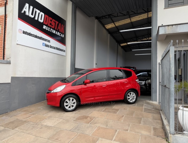 fit 1.4 lx 16v flex 4p automatico 2013 caxias do sul