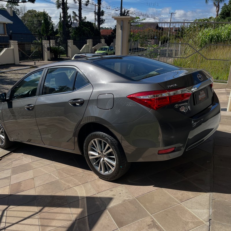 COROLLA 2.0 ALTIS 16V FLEX 4P AUTOMÁTICO - 2015 - NOVA PETRóPOLIS