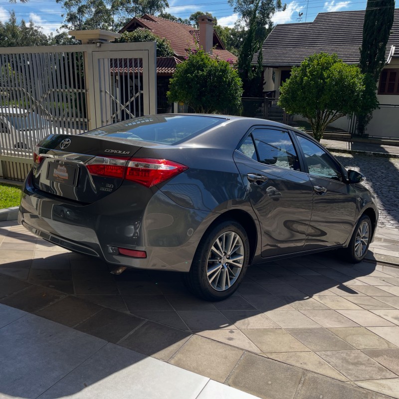 COROLLA 2.0 ALTIS 16V FLEX 4P AUTOMÁTICO - 2015 - NOVA PETRóPOLIS