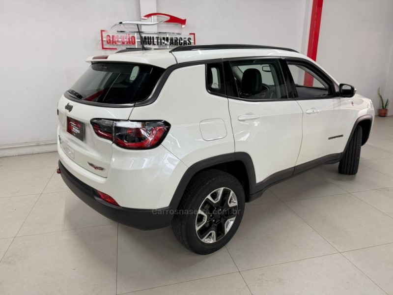 COMPASS 2.0 16V DIESEL TRAILHAWK 4X4 AUTOMÁTICO - 2018 - CAXIAS DO SUL