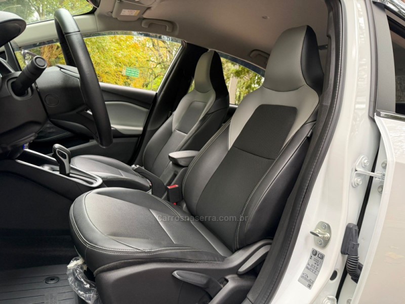 ONIX 1.0	PREMIER II PLUS 12V TURBO FLEX 4P AUTOMÁTICO - 2025 - DOIS IRMãOS
