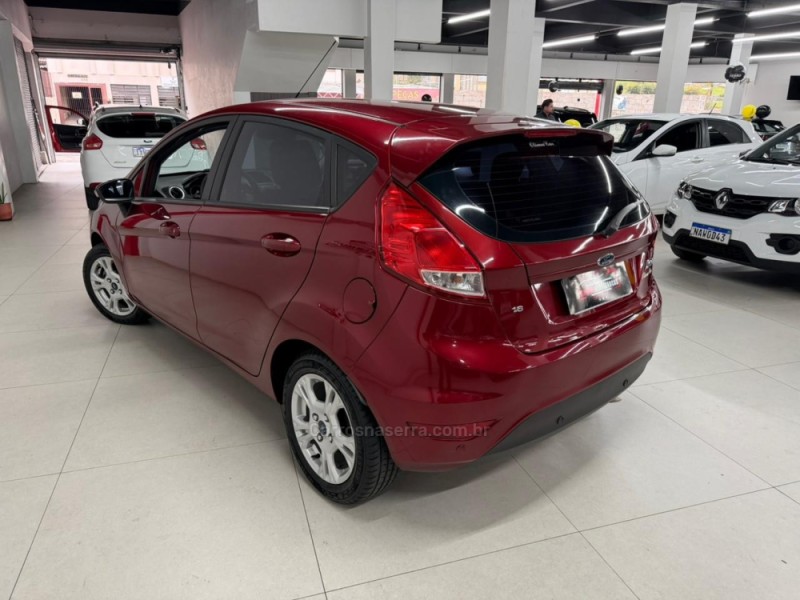 FIESTA 1.6 SEL HATCH 16V FLEX 4P MANUAL - 2017 - CAXIAS DO SUL