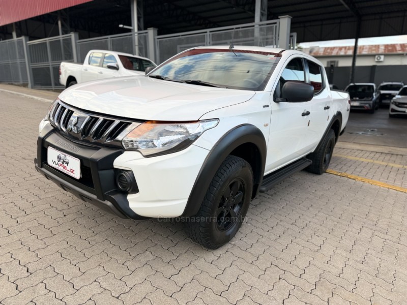 L200 TRITON 2.4 CD SPORT GLS DIESEL 4P AUTOMÁTICO - 2022 - FELIZ