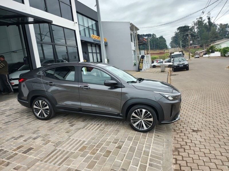 FASTBACK 1.0 200 TURBO DRIVE FLEX 4P AUTOMÁTICO - 2024 - GUAPORé
